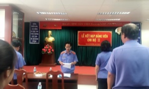 Kết nạp đảng viên là người Hoa ở Đảng bộ Thành phố Hồ Chí Minh